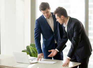 запрет на сделки с недвижимостью: как обезопасить себя от мошенников - фото - 1